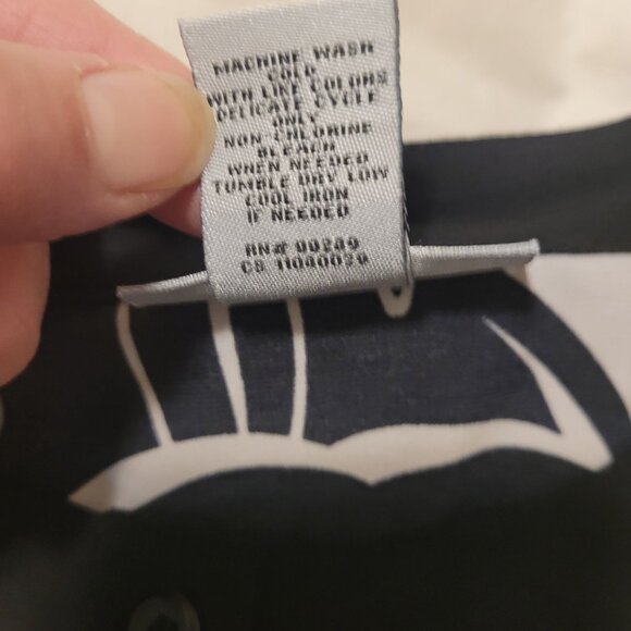 Catherines Womens 2X Button-Down Blouse Black White Leaf Print Polyester blend - Picture 5 of 6